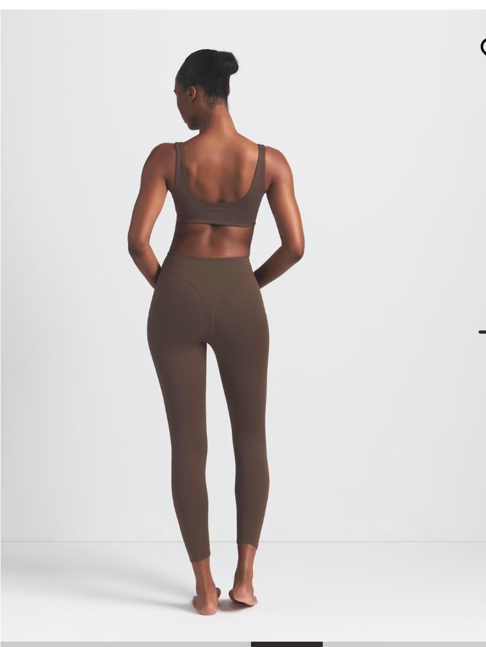 NIKE SKIMS Sculpting High-Rise Leggings in Brown - Picture 4 of 5